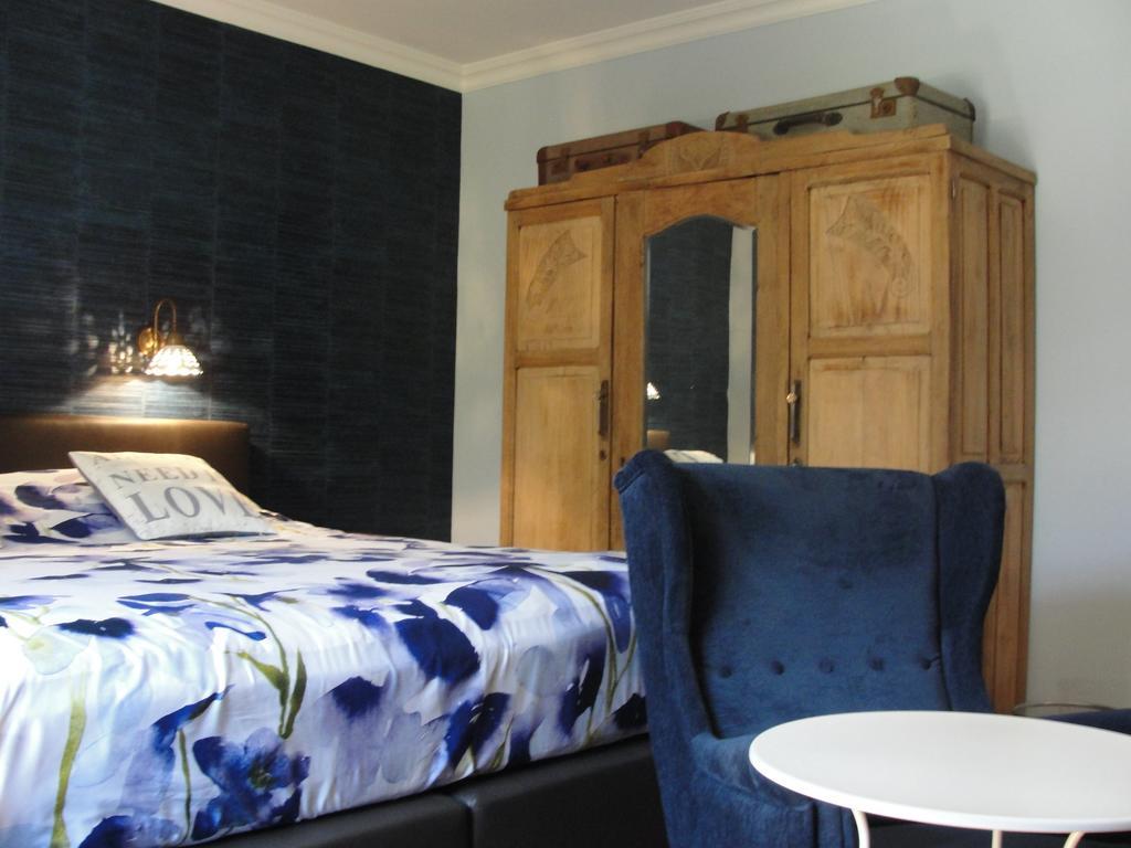 B&B Hedera Herne Bagian luar foto